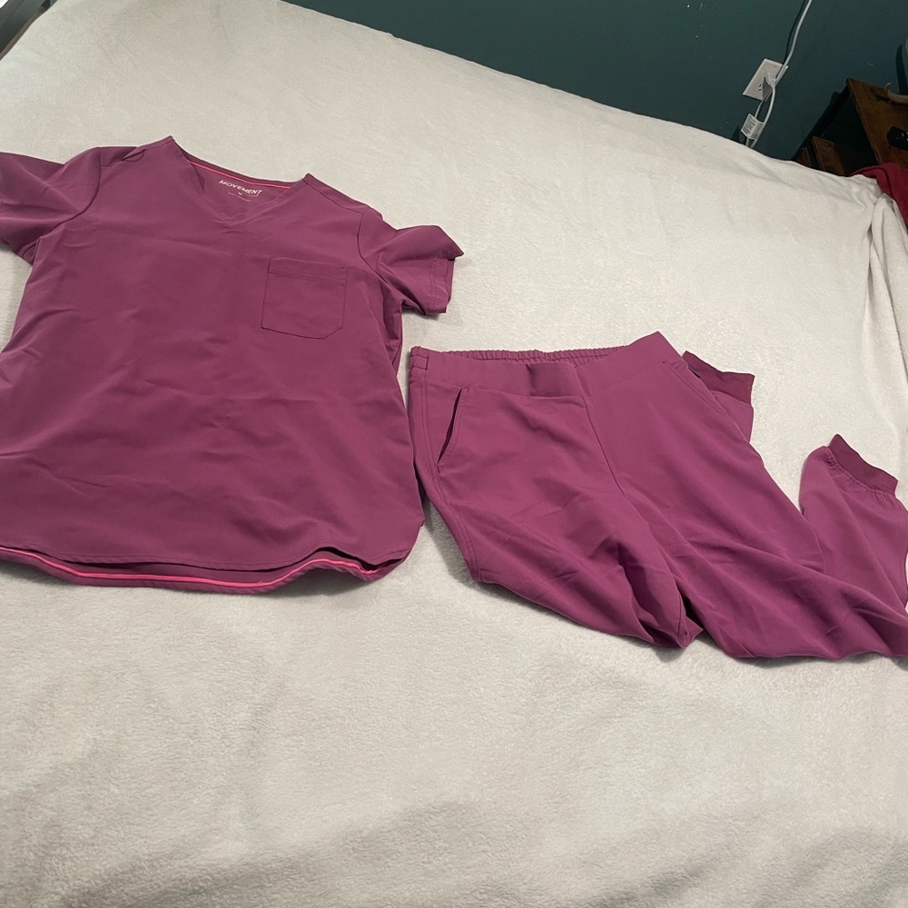 Scrub set- jogger pants